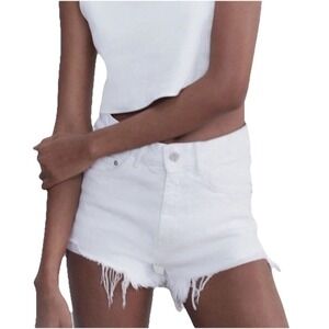 Zara Shorts Womens 8 White Cut Offs Jean Distressed Raw Hem High Rise Button Fly